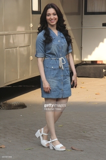 Tamannaah Bhatia feet photo thumbnail