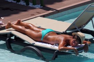 Frankie Bridge feet photo thumbnail