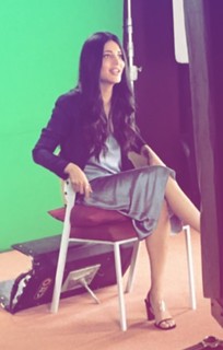 Shruti Haasan feet photo thumbnail