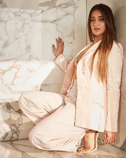Ileana D'Cruz feet photo thumbnail