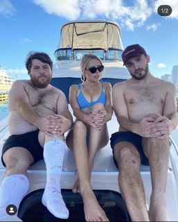 Corinna Kopf feet photo thumbnail