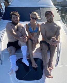 Corinna Kopf feet photo thumbnail