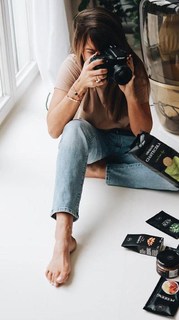 Anna Lewandowska feet photo thumbnail