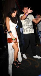 Michelle Keegan feet photo thumbnail