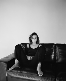 Leighton Meester feet photo thumbnail