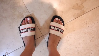 Alia Shelesh feet photo thumbnail