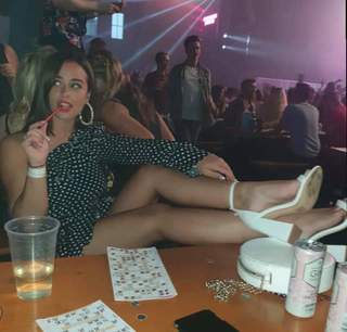 Georgia May Foote feet photo thumbnail