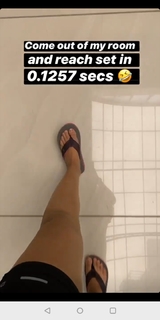 Parineeti Chopra feet photo thumbnail