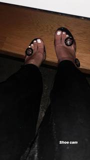 Chantel Jeffries feet photo thumbnail