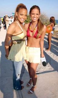 Rocsi Diaz feet photo thumbnail