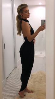 AnnaLynne McCord feet photo thumbnail