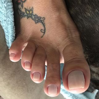 Karin Klemp feet photo thumbnail