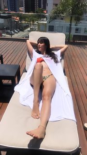 Alaine Crissiê feet photo thumbnail