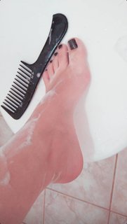 Isa Pes feet photo thumbnail