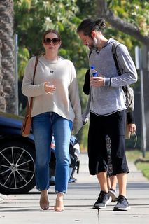Amy Adams feet photo thumbnail