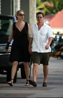 Uma Thurman feet photo thumbnail