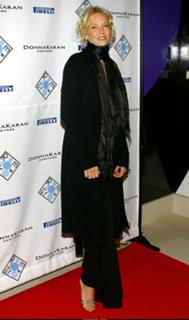 Uma Thurman feet photo thumbnail