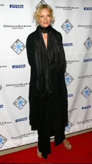 Uma Thurman feet photo thumbnail