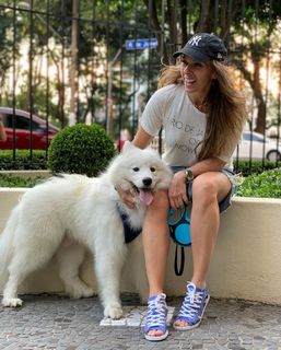Adriane Galisteu feet photo thumbnail
