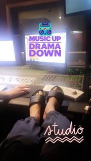 Chanel West Coast feet photo thumbnail