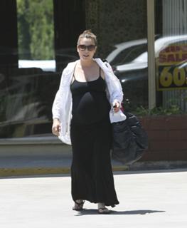 Alyssa Milano feet photo thumbnail