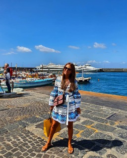 Paula Echevarría feet photo thumbnail