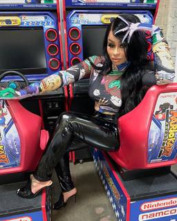 Blac Chyna feet photo thumbnail