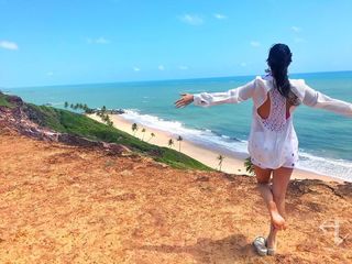 Alaine Crissiê feet photo thumbnail