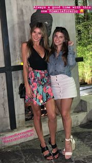 Madison Reed feet photo thumbnail
