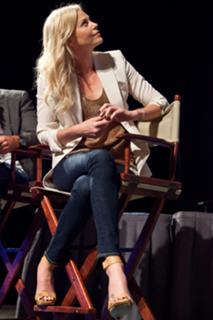 Charlize Theron feet photo thumbnail