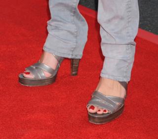 Roselyn Sanchez feet photo thumbnail