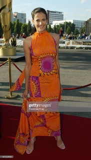 Bettina Zimmermann feet photo thumbnail