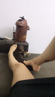 Alaine Crissiê feet photo thumbnail