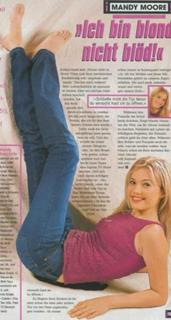 Mandy Moore feet photo thumbnail