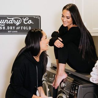Nikki Garcia feet photo thumbnail