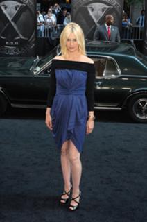 January Jones feet photo thumbnail