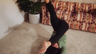 Sara Sampaio feet photo thumbnail