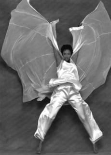 Tyra Banks feet photo thumbnail