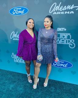Angela Yee feet photo thumbnail