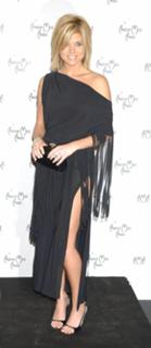 Tiffani Thiessen feet photo 3