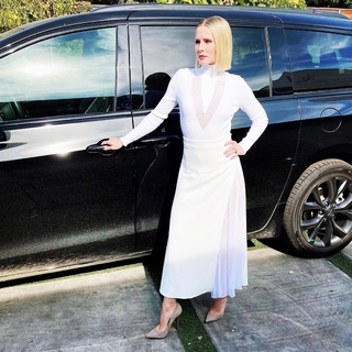 Kristen Bell feet photo thumbnail
