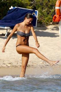 Melissa Satta feet photo thumbnail