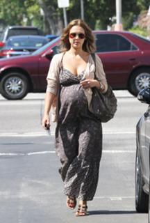 Jessica Alba feet photo thumbnail
