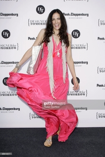 Bettina Zimmermann feet photo thumbnail