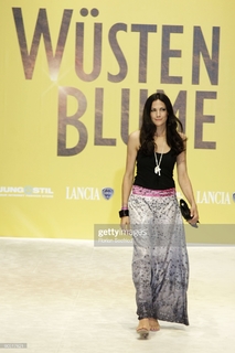 Bettina Zimmermann feet photo thumbnail