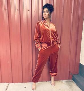 Queen Naija feet photo thumbnail