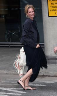 Uma Thurman feet photo thumbnail