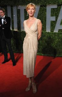 Uma Thurman feet photo thumbnail