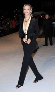 Uma Thurman feet photo thumbnail