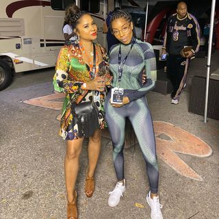 Angela Yee feet photo thumbnail